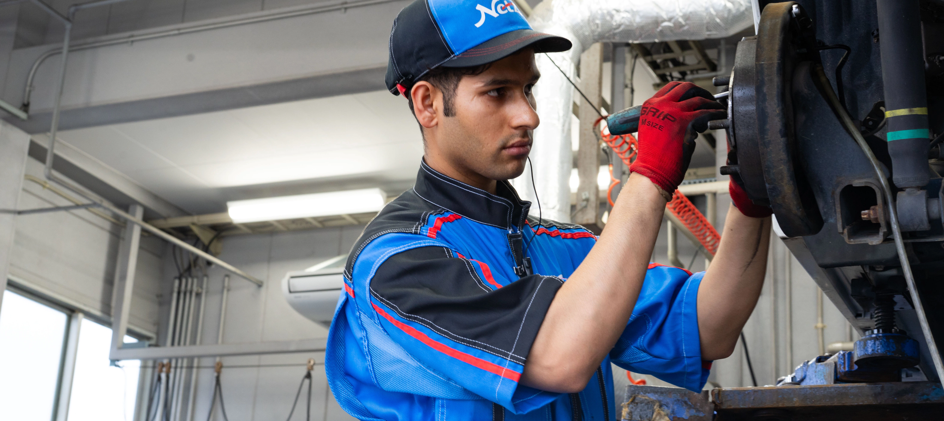 トヨタサービス技術コンクール入賞国家資格保有スタッフ